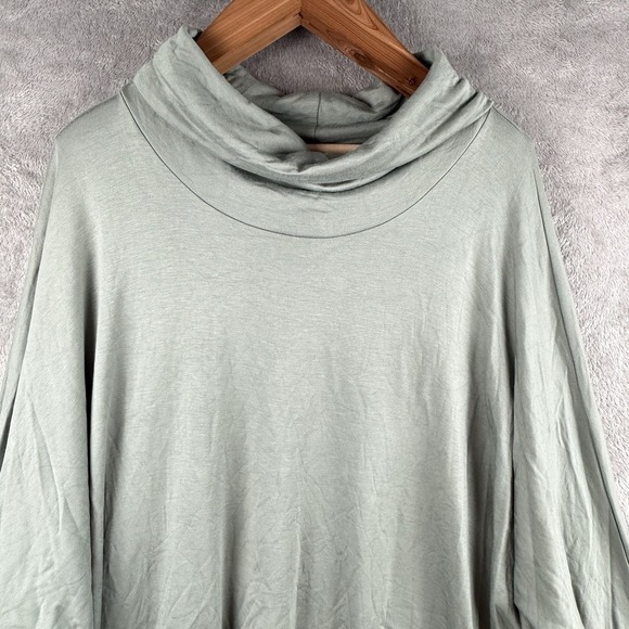 Yana K Sweater Womens One Size Sage Green Fleece Cowl Neck Dolman Sleeve NWT‎ - Picture 3 of 11